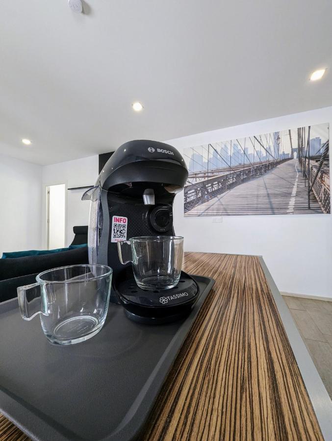 M-Odern Apartment Sevilla Bagian luar foto