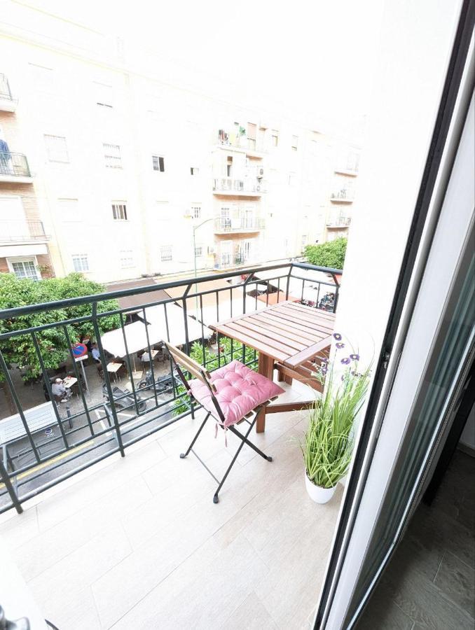 M-Odern Apartment Sevilla Bagian luar foto