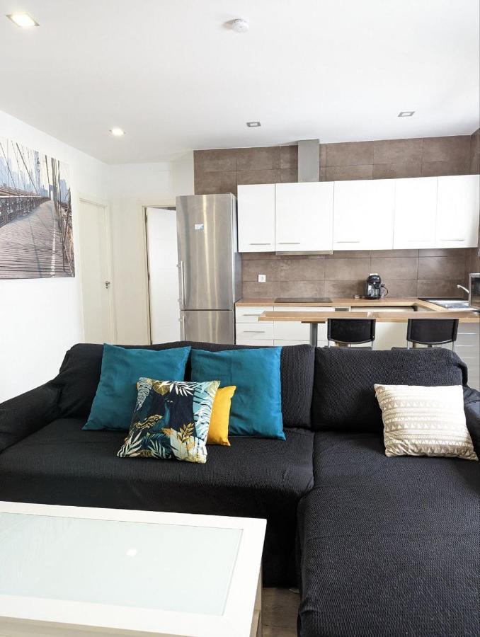M-Odern Apartment Sevilla Bagian luar foto